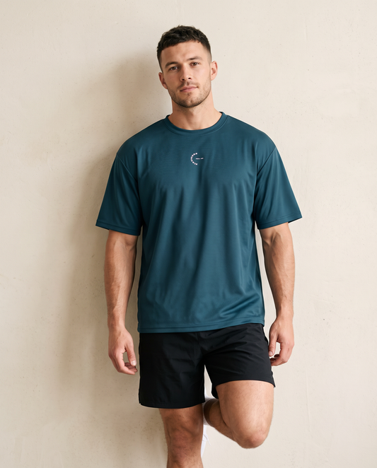 Oversize Raw Deep Petrol de Nicemess, en hombre, vista de frente