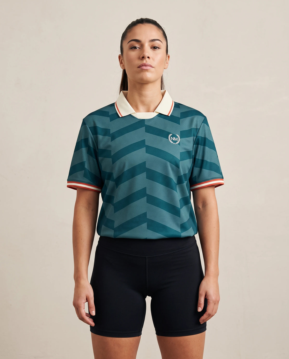 Classic Chevron Touchline Teal de Nicemess, en mujer, vista de frente