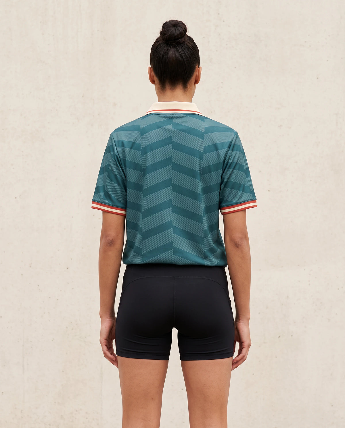 Classic Chevron Touchline Teal de Nicemess, en mujer, vista de espalda